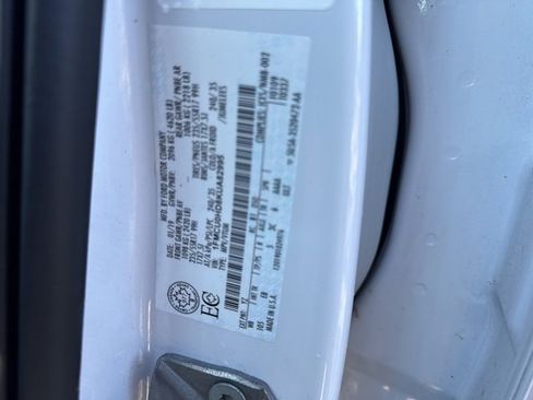 Used 2019 Ford Escape SEL image 29