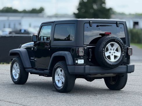 Used 2014 Jeep Wrangler Sport w/ Quick Order Package 24S AWD/4WD image 10