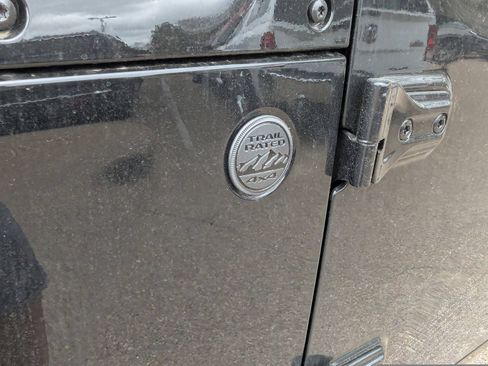 New 2026 Jeep Gladiator Sport AWD/4WD image 23