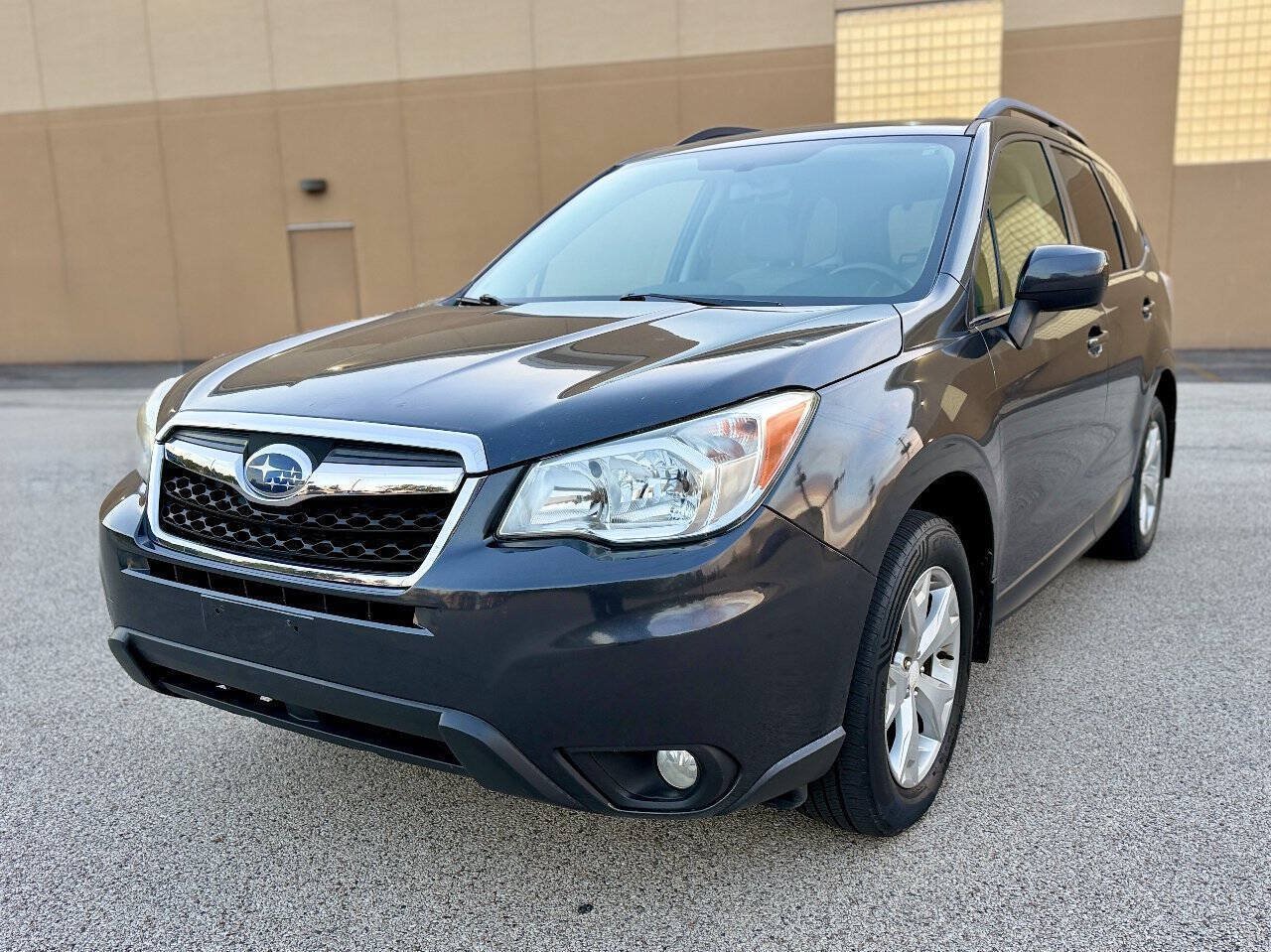 Used 2014 Subaru Forester 2.5i Limited AWD/4WD image 9