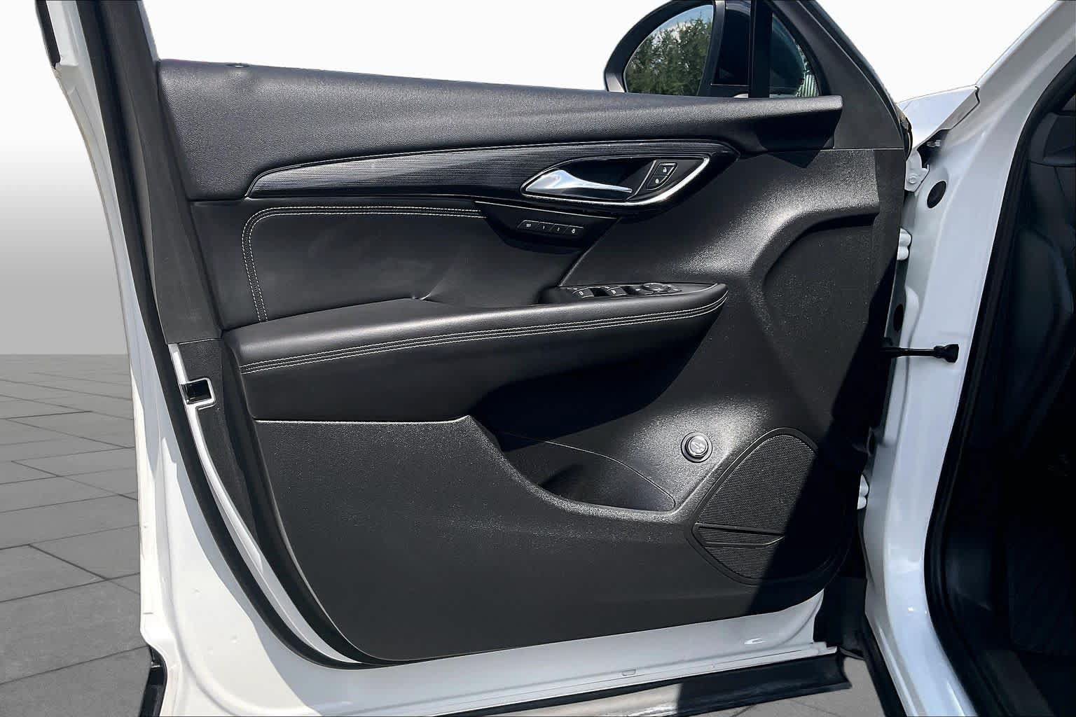 Used 2023 Buick Envision Essence w/ Sport Touring Package AWD/4WD image 42