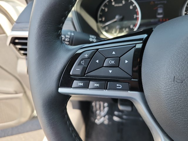 Used 2025 Nissan Altima 2.5 SL FWD image 23