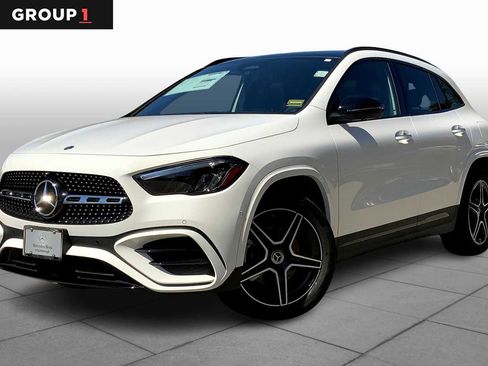New 2026 Mercedes-Benz GLA 250 4MATIC image 1