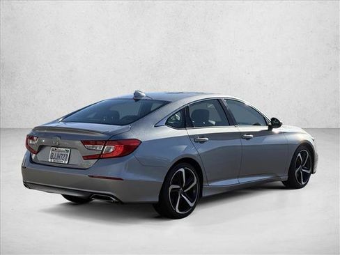 Used 2019 Honda Accord Sport image 5