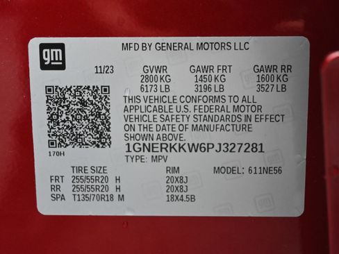 Used 2023 Chevrolet Traverse Premier FWD image 36