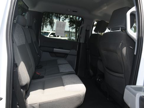 Used 2025 Ford F250 XLT AWD/4WD image 17