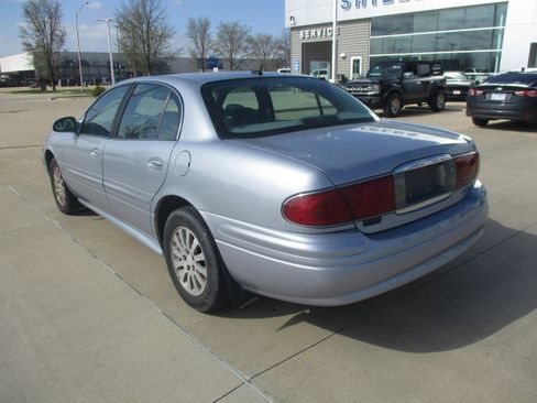Used 2005 Buick Le Sabre Custom w/ Wheel And Sound Package image 3