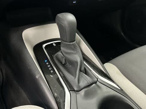 Used 2026 Toyota Corolla LE FWD image 24