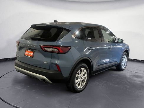 Used 2024 Ford Escape Active AWD/4WD image 6
