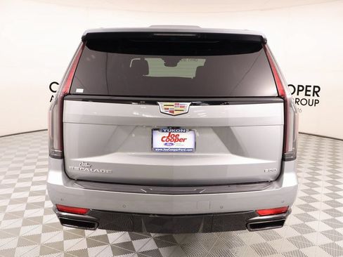 Used 2023 Cadillac Escalade Sport AWD/4WD image 23