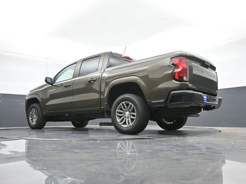 Used 2024 Chevrolet Colorado LT w/ LT Convenience Package image 36