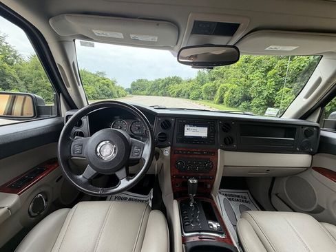 Used 2006 Jeep Commander Limited AWD/4WD image 10
