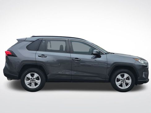 Used 2019 Toyota RAV4 XLE image 22