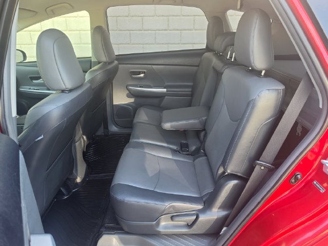 Used 2012 Toyota Prius V Five FWD image 27