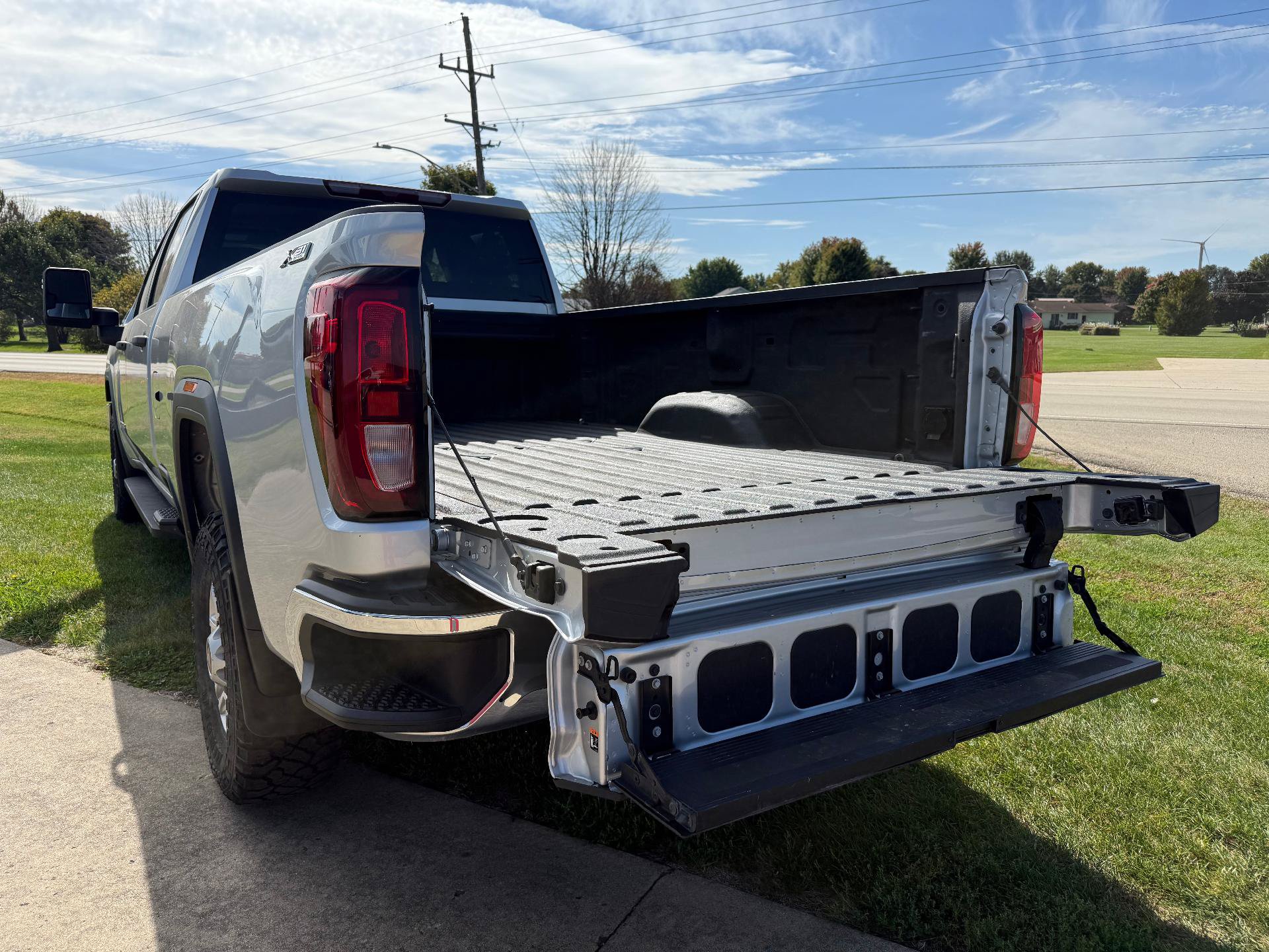 Used 2023 GMC Sierra 2500 Pro w/ Gooseneck/5TH Wheel Package AWD/4WD image 11