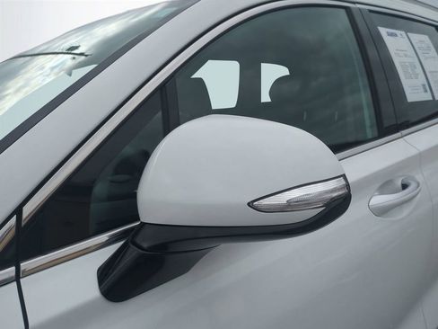 Used 2023 Hyundai Santa Fe SEL FWD image 12
