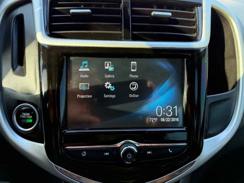 Used 2017 Chevrolet Sonic LT w/ Convenience Package image 13