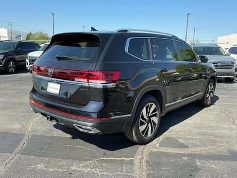 Used 2024 Volkswagen Atlas SEL image 3