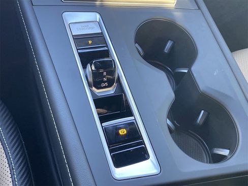 New 2026 Volkswagen Atlas Cross Sport SE image 26