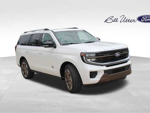 New 2027 Ford Expedition King Ranch RWD image 2