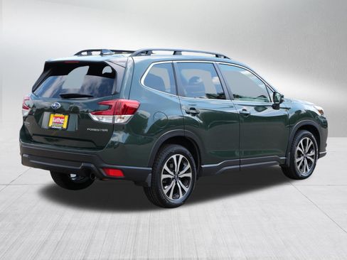 Used 2024 Subaru Forester Limited AWD/4WD image 7