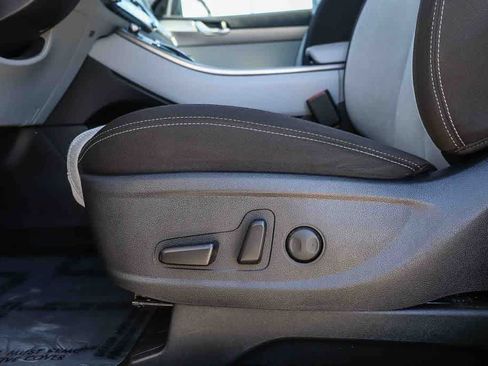 Used 2020 Hyundai Palisade SEL w/ Convenience Package FWD image 22