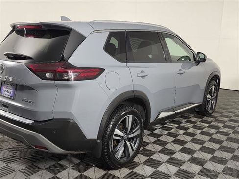 Used 2021 Nissan Rogue SL w/ Premium Package image 4