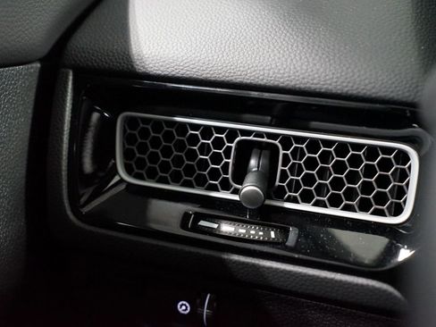 Used 2025 Honda Civic Sport image 26