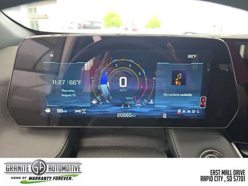 Used 2026 Chevrolet Equinox LT AWD/4WD image 16