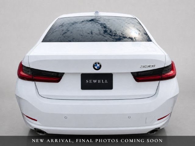 Used 2024 BMW 330i Sedan w/ Convenience Package RWD image 5