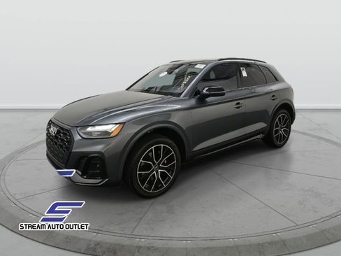 Used 2021 Audi SQ5 Premium Plus w/ Premium Plus Package image 3