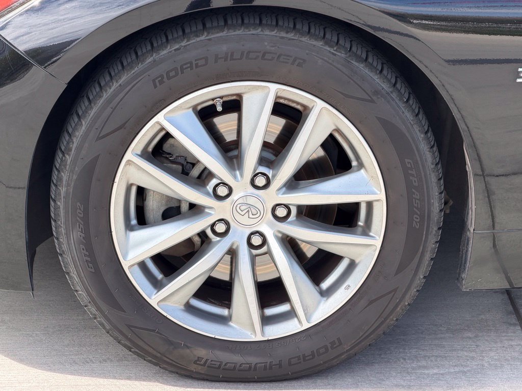 Used 2016 INFINITI Q50 3.0t Premium w/ Driver Assistance Package RWD image 12
