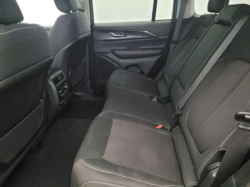 Used 2023 Jeep Grand Cherokee Laredo w/ Luxury Tech Group I image 18