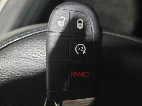 Used 2020 Jeep Compass Limited w/ Advanced Safety Group image 32