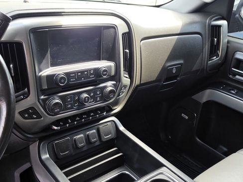 Used 2018 Chevrolet Silverado 1500 LTZ Z71 w/ LTZ Plus Package AWD/4WD image 20