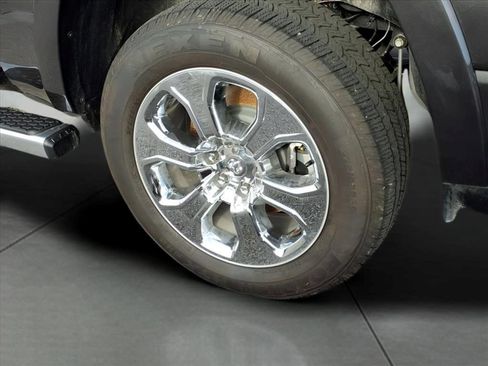New 2025 RAM 1500 Big Horn AWD/4WD image 10