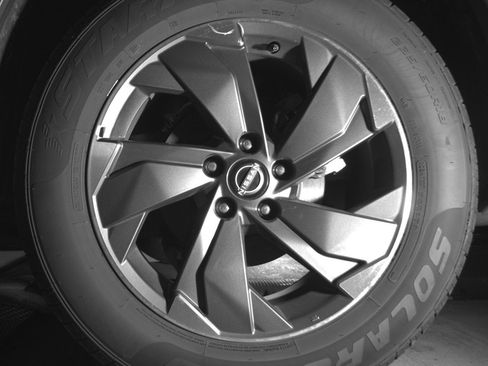 Used 2025 Nissan Rogue SV image 14