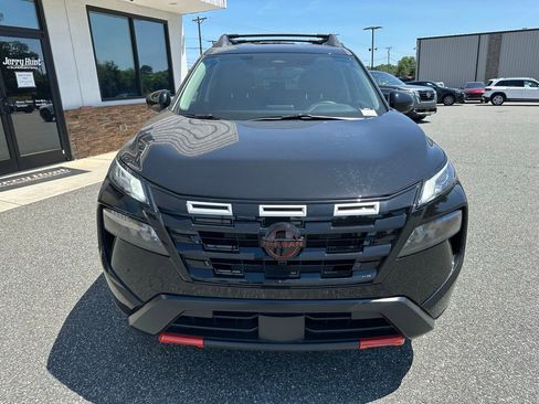 Used 2025 Nissan Rogue SV w/ Rock Creek Premium Package AWD/4WD image 10