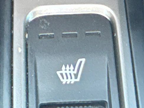 Used 2024 Kia Sorento S w/ Panoramic Sunroof Package FWD image 28