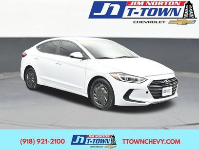 Used 2018 Hyundai Elantra SE