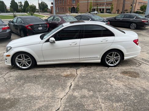 Used 2013 Mercedes-Benz C 250 Sedan image 7