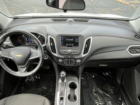 Used 2019 Chevrolet Equinox LT FWD image 12