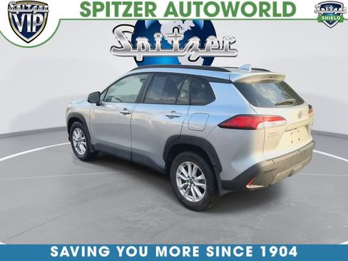 Used 2023 Toyota Corolla Cross LE AWD/4WD image 7
