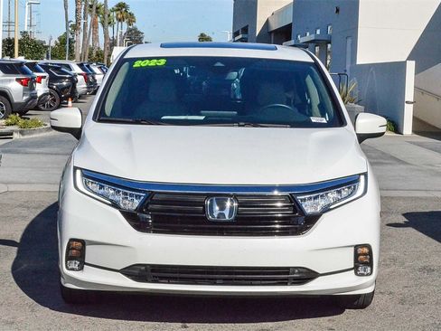Used 2023 Honda Odyssey EX-L image 2