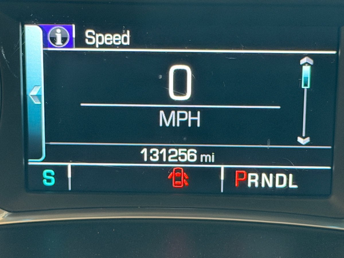 Used 2018 Chevrolet Malibu LT w/ Driver Confidence Package FWD image 18