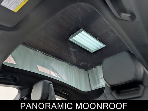 Used 2022 Audi e-tron GT Premium Plus image 17