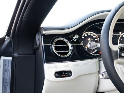 Used 2020 Bentley Continental GT V8 AWD/4WD image 39
