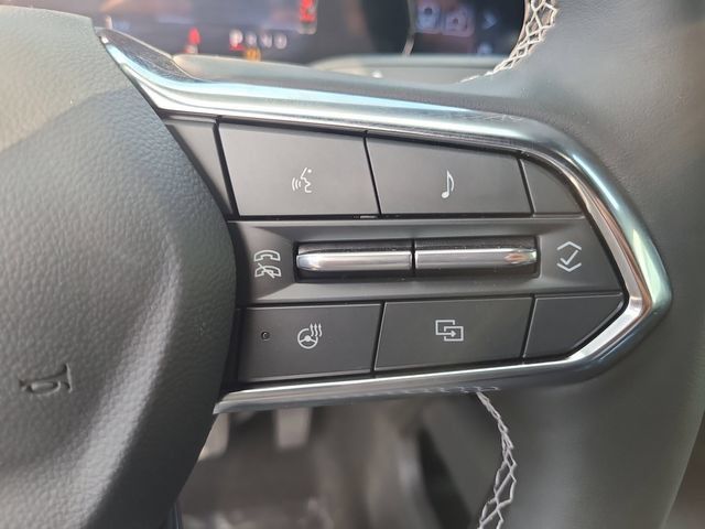 New 2026 Chevrolet Equinox EV LT w/ LPO, Blackout Package FWD image 24