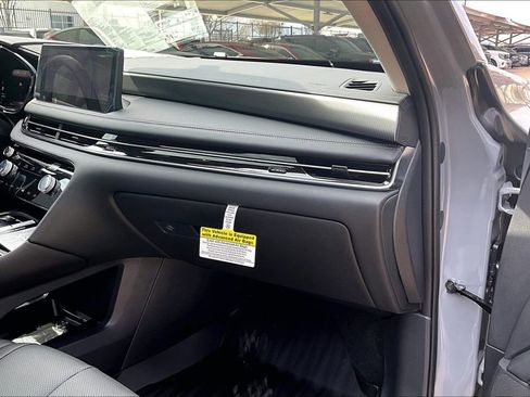 New 2026 INFINITI QX60 Luxe w/ Cargo Package image 9