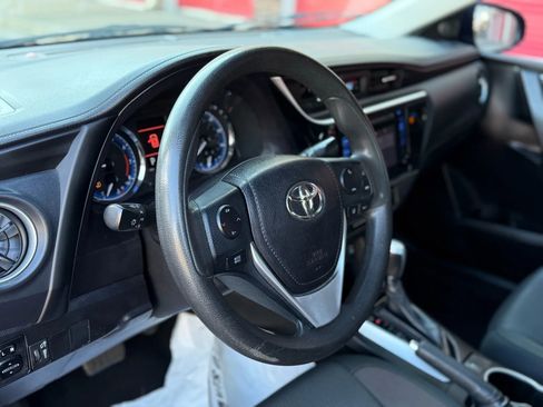 Used 2019 Toyota Corolla LE FWD image 9